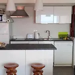 Comfortable In Da Rocha 70 M² With Sea View 4 Pers Portimão