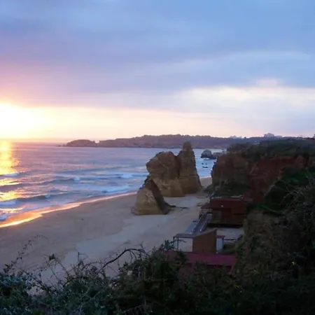 Comfortable In Da Rocha 70 M² With Sea View 4 Pers Apartament Portimão